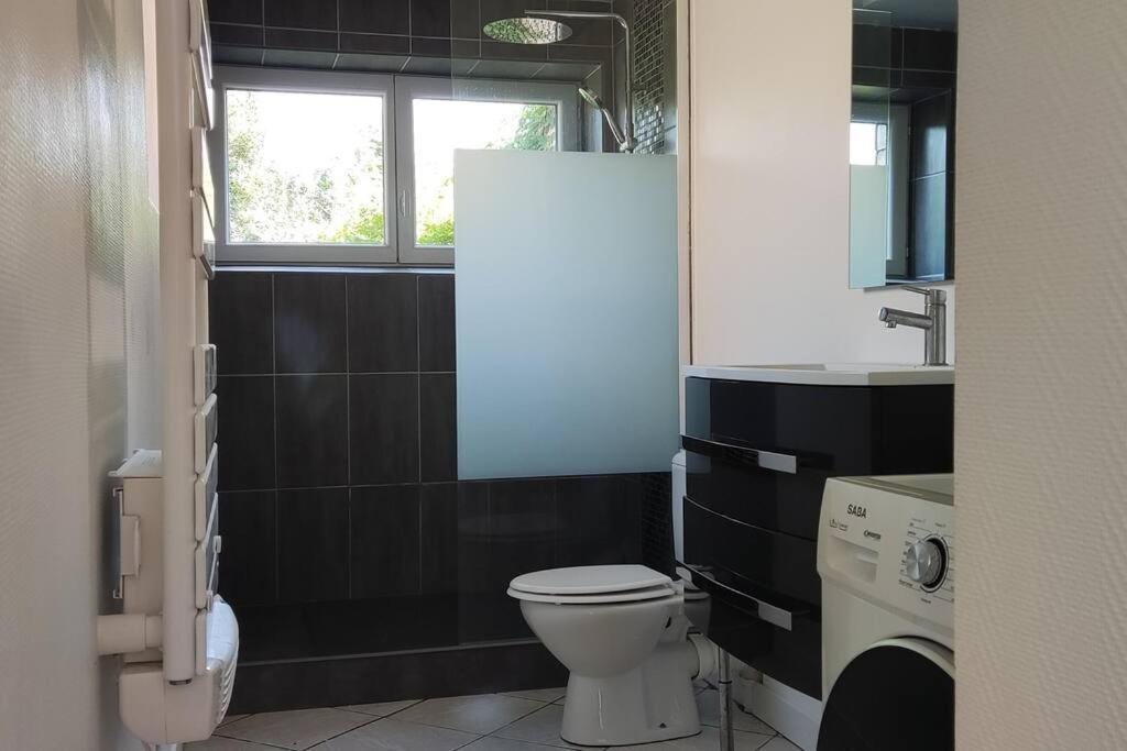 Maison Ronchin/Lille - Proche Toutes Commodites Buitenkant foto