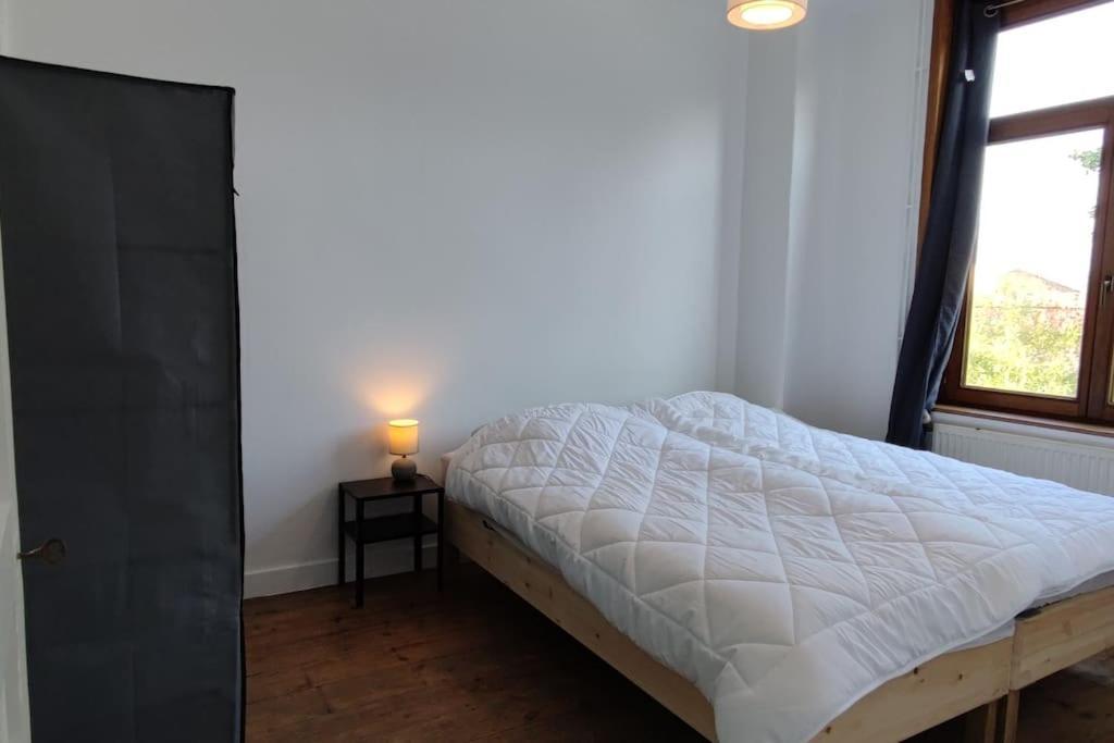 Maison Ronchin/Lille - Proche Toutes Commodites Buitenkant foto